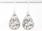 Opengewerkte druppelvormige zilveren oorbellen met marcasiet afbeelding 4