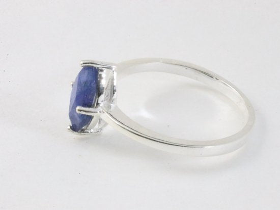 Fijne hoogglans zilveren ring met blauwe saffier afbeelding 2
