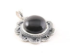 Bewerkte zilveren hanger met onyx afbeelding 2