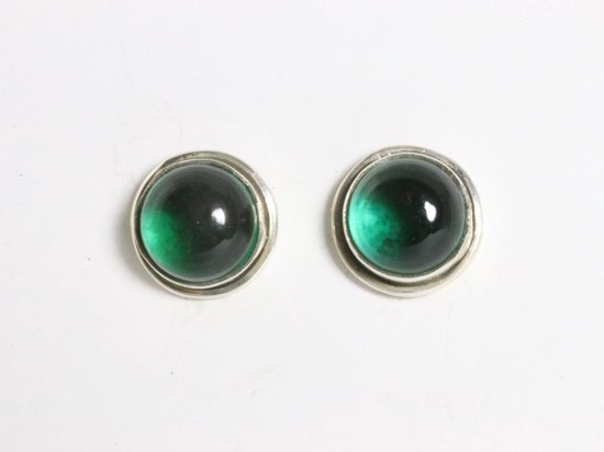 Ronde zilveren oorstekers met groene apatiet afbeelding 3