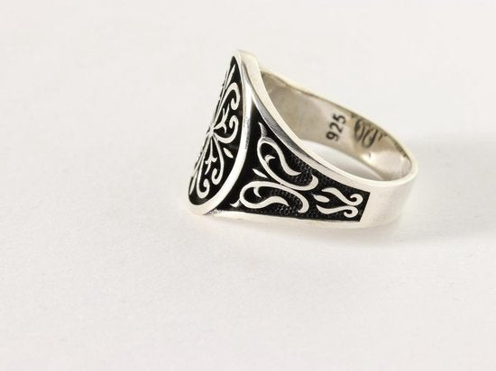 Bewerkte zilveren herenring afbeelding 2