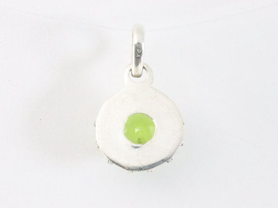 Fijne bewerkte ronde zilveren hanger met peridoot afbeelding 3