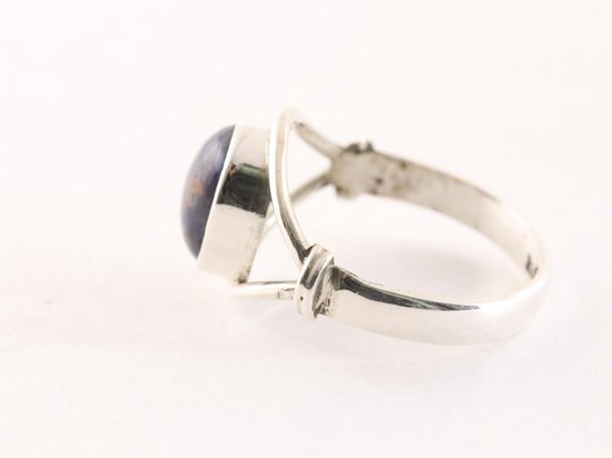 Fijne opengewerkte zilveren ring met sodaliet afbeelding 2