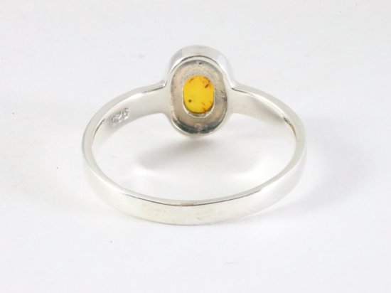 Fijne hoogglans zilveren ring met amber afbeelding 3