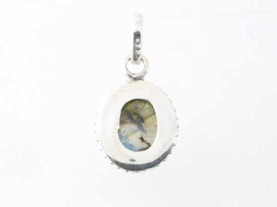 Fijne bewerkte ovale zilveren hanger met labradoriet afbeelding 3
