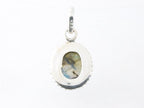 Fijne bewerkte ovale zilveren hanger met labradoriet afbeelding 3