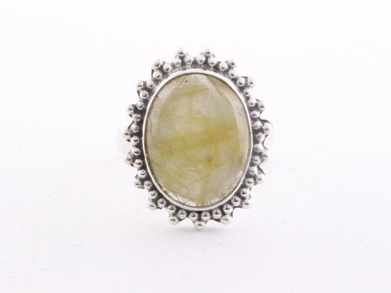 Bewerkte zilveren ring met gouden rutielkwarts afbeelding 2