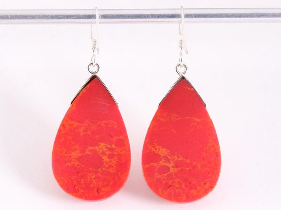 Grote druppelvormige zilveren oorbellen met rode koraal steen afbeelding 3
