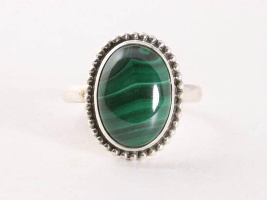 Bewerkte ovale zilveren ring met malachiet afbeelding 4