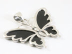 Zilveren vlinder hanger met zwarte schelp afbeelding 2