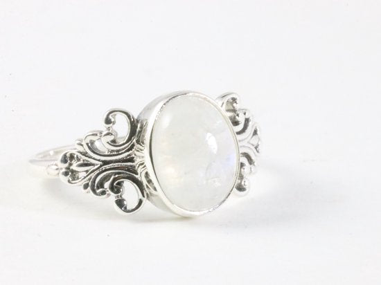Fijne bewerkte zilveren ring met regenboog maansteen afbeelding 1