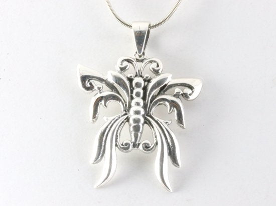 Zilveren vlinder hanger aan ketting afbeelding 4