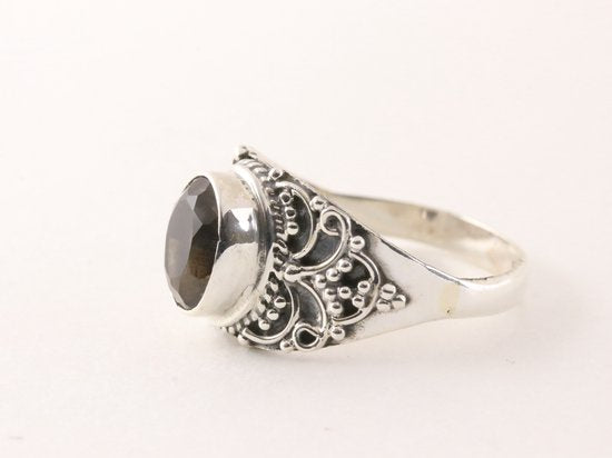 Bewerkte zilveren ring met rookkwarts afbeelding 2