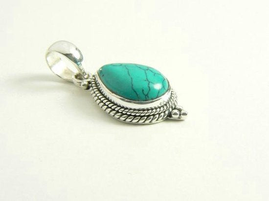 Fijne bewerkte zilveren hanger met turkoois aan ketting afbeelding 2
