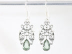 Opengewerkte zilveren oorbellen met groene amethist afbeelding 4