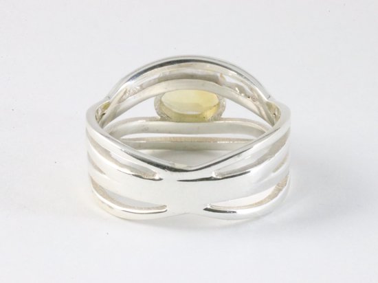 Opengewerkte zilveren ring met citrien afbeelding 3