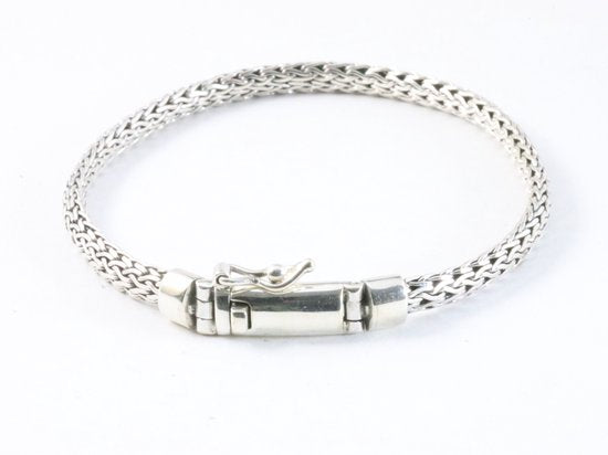 Traditionele zilveren snake armband met kliksluiting afbeelding 3