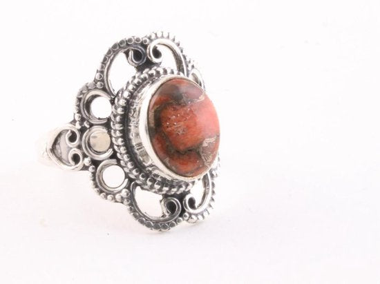 Opengewerkte zilveren ring met rode turkoois afbeelding 1
