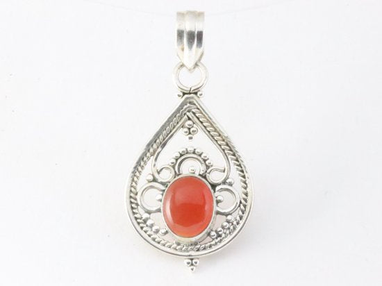Opengewerkte zilveren hanger met carneool afbeelding 4
