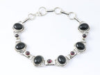 Zware zilveren armband met onyx en granaat afbeelding 1