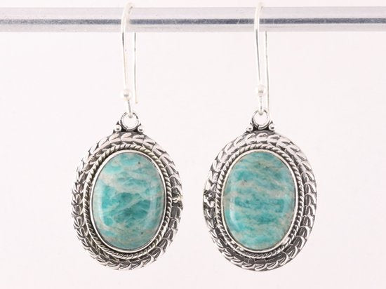 Bewerkte ovale zilveren oorbellen met amazoniet afbeelding 4