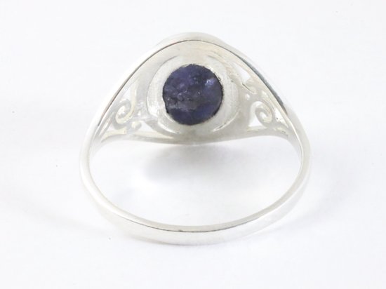 Opengewerkte zilveren ring met blauwe saffier afbeelding 3