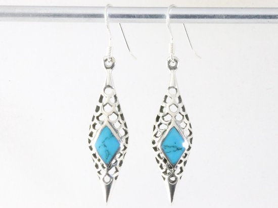 Opengewerkte zilveren oorbellen met blauwe turkoois afbeelding 3