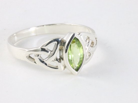 Fijne opengewerkte hoogglans zilveren ring met peridoot afbeelding 1