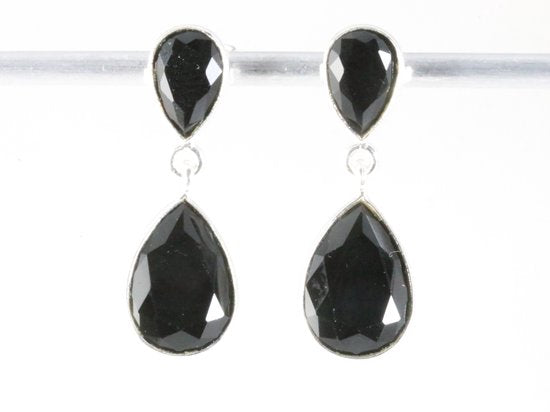 Zilveren oorstekers met onyx afbeelding 4