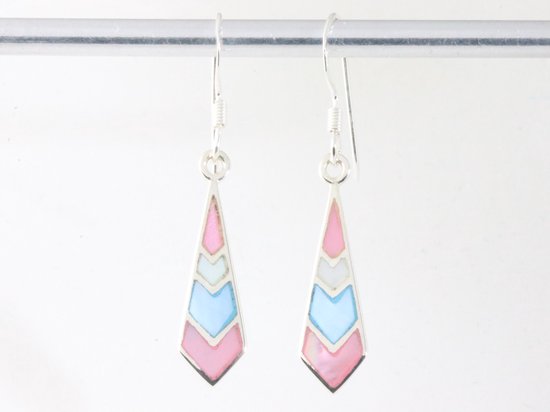 Fijne zilveren oorbellen met veelkleurige schelp afbeelding 4