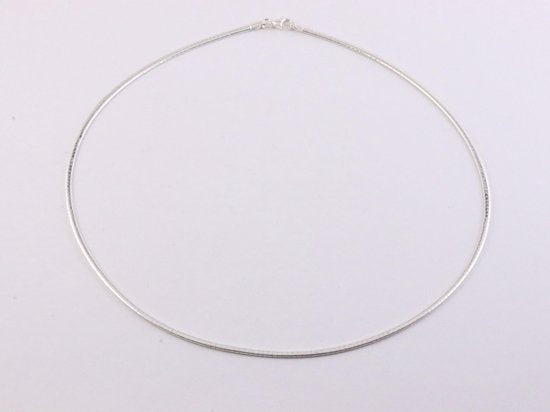 Fijn hoogglans zilveren omega collier afbeelding 1