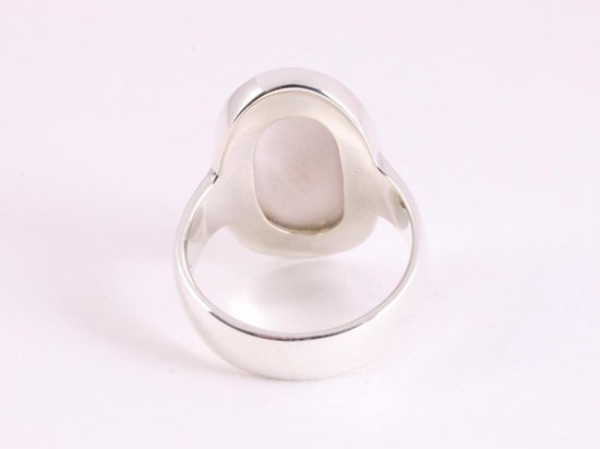 Ovale hoogglans zilveren ring met welo opaal - maat 20 afbeelding 3