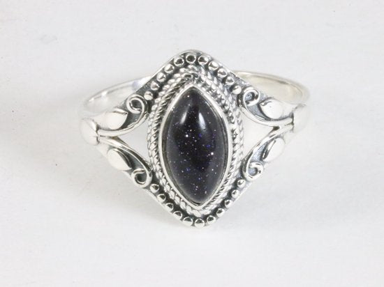 Fijne bewerkte zilveren ring met blauwe zonnesteen afbeelding 4