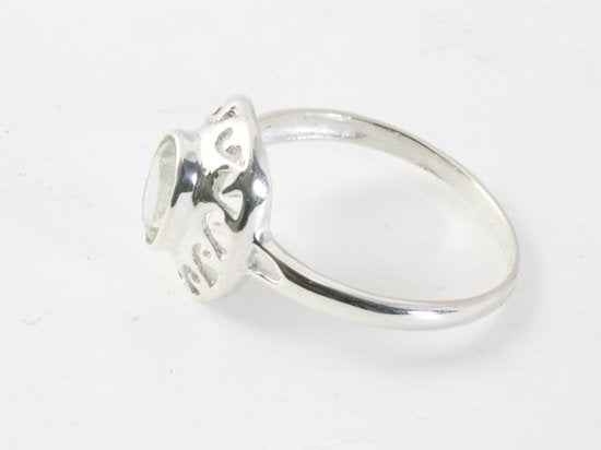 Fijne opengewerkte zilveren ring met bergkristal afbeelding 2