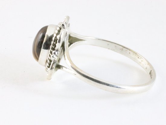 Fijne bewerkte zilveren ring met tijgeroog afbeelding 2