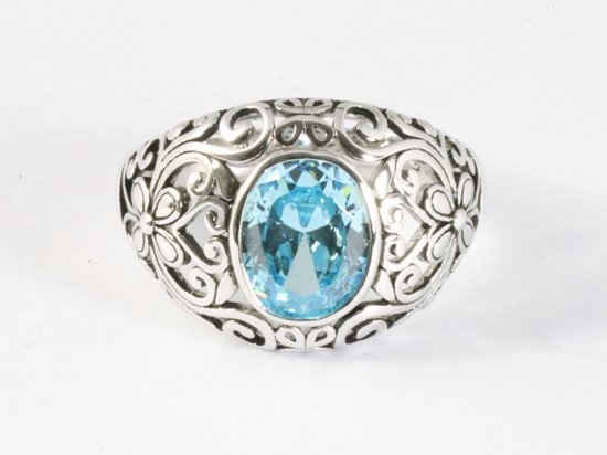 Opengewerkte zilveren ring met aquamarijn afbeelding 4
