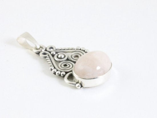 Opengewerkte zilveren hanger met roze aragoniet aan ketting afbeelding 2