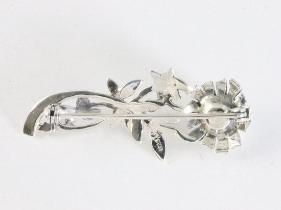 Zilveren bloem broche met marcasiet en witte parel afbeelding 4
