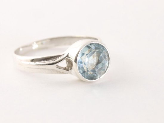 Zilveren ring met blauwe topaas afbeelding 1
