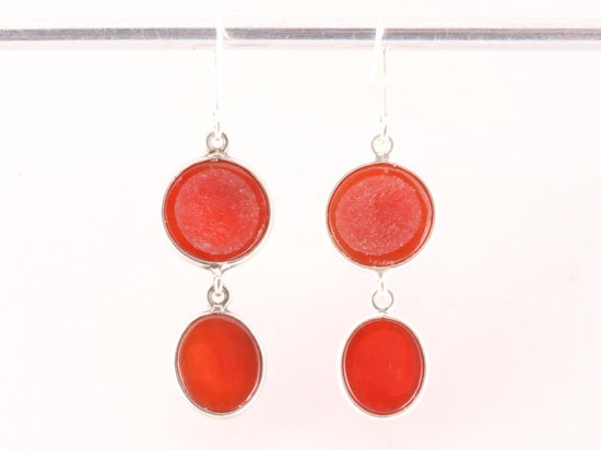 Lange zilveren oorbellen met carneool afbeelding 3