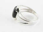 Opengewerkte zilveren ring met onyx afbeelding 2