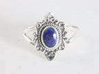 Fijne bewerkte zilveren ring met blauwe saffier afbeelding 4