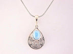 Fijne opengewerkte zilveren hanger met larimar aan ketting afbeelding 4