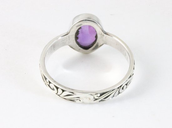 Fijne bewerkte zilveren ring met amethist afbeelding 3