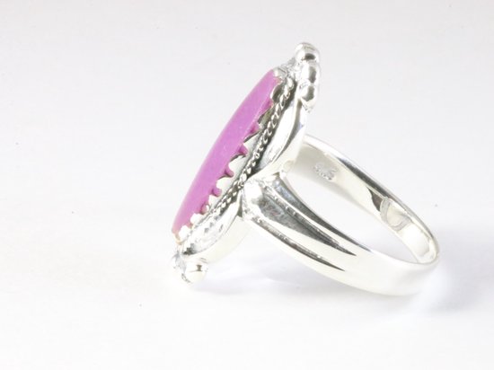 Langwerpige bewerkte zilveren ring met paarse agaat afbeelding 2