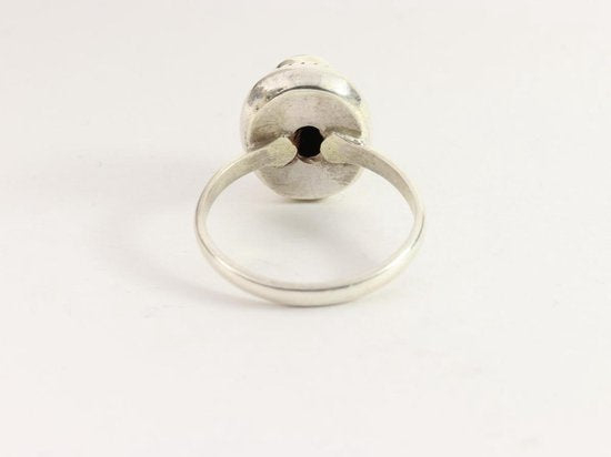 Bewerkte zilveren ring met groene turkoois afbeelding 4