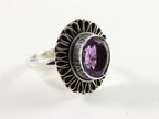 Bewerkte zilveren ring met amethist afbeelding 1