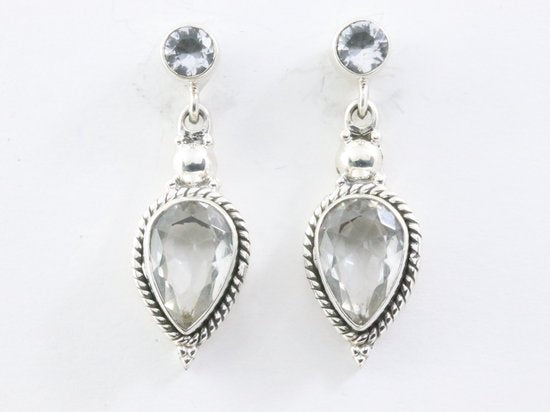 Bewerkte zilveren oorstekers met bergkristal afbeelding 3