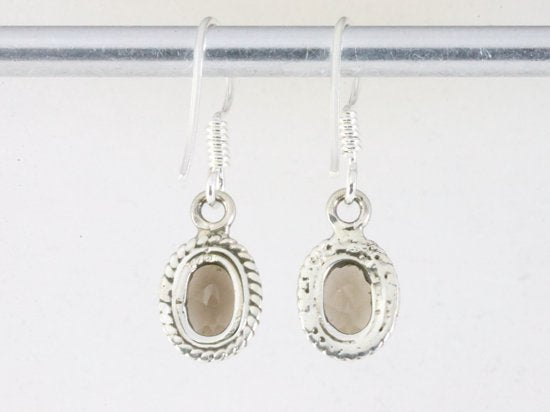 Fijne bewerkte zilveren oorbellen met rookkwarts afbeelding 2