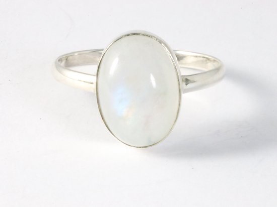 Ovale zilveren ring met regenboog maansteen afbeelding 4